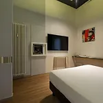 Konukevi Maison Pellegrino 3*
